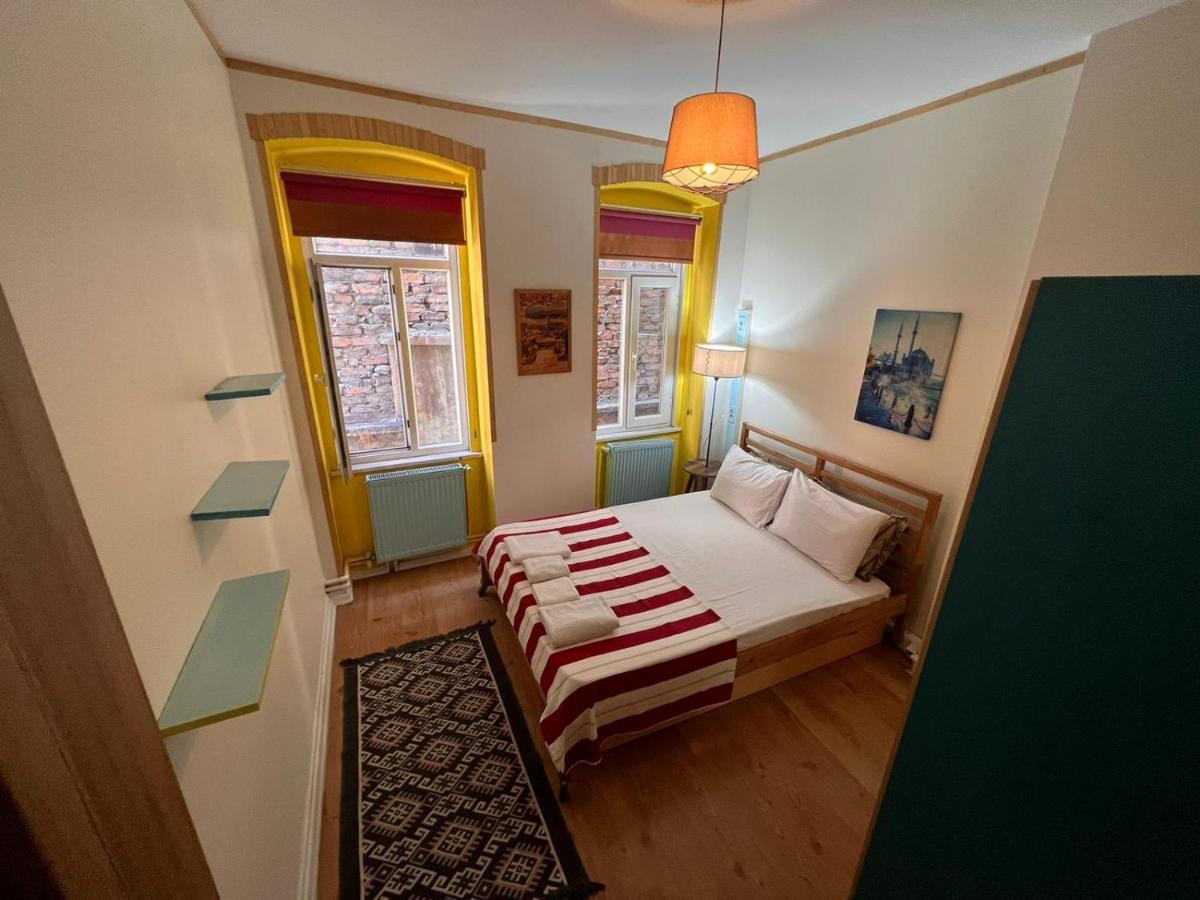 Apartamento Taksim Sofa House By Rodin Estambul Exterior foto