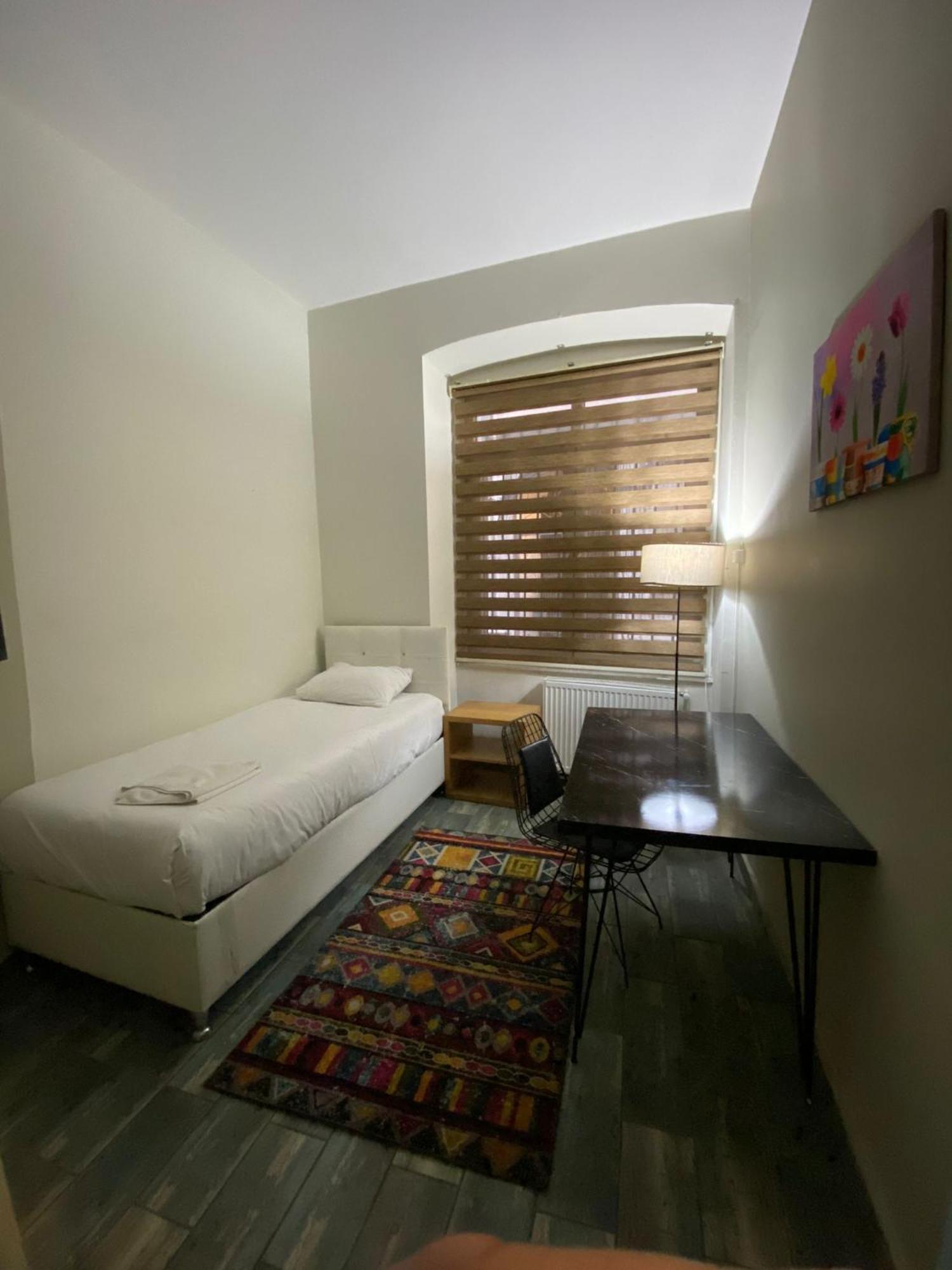Apartamento Taksim Sofa House By Rodin Estambul Exterior foto