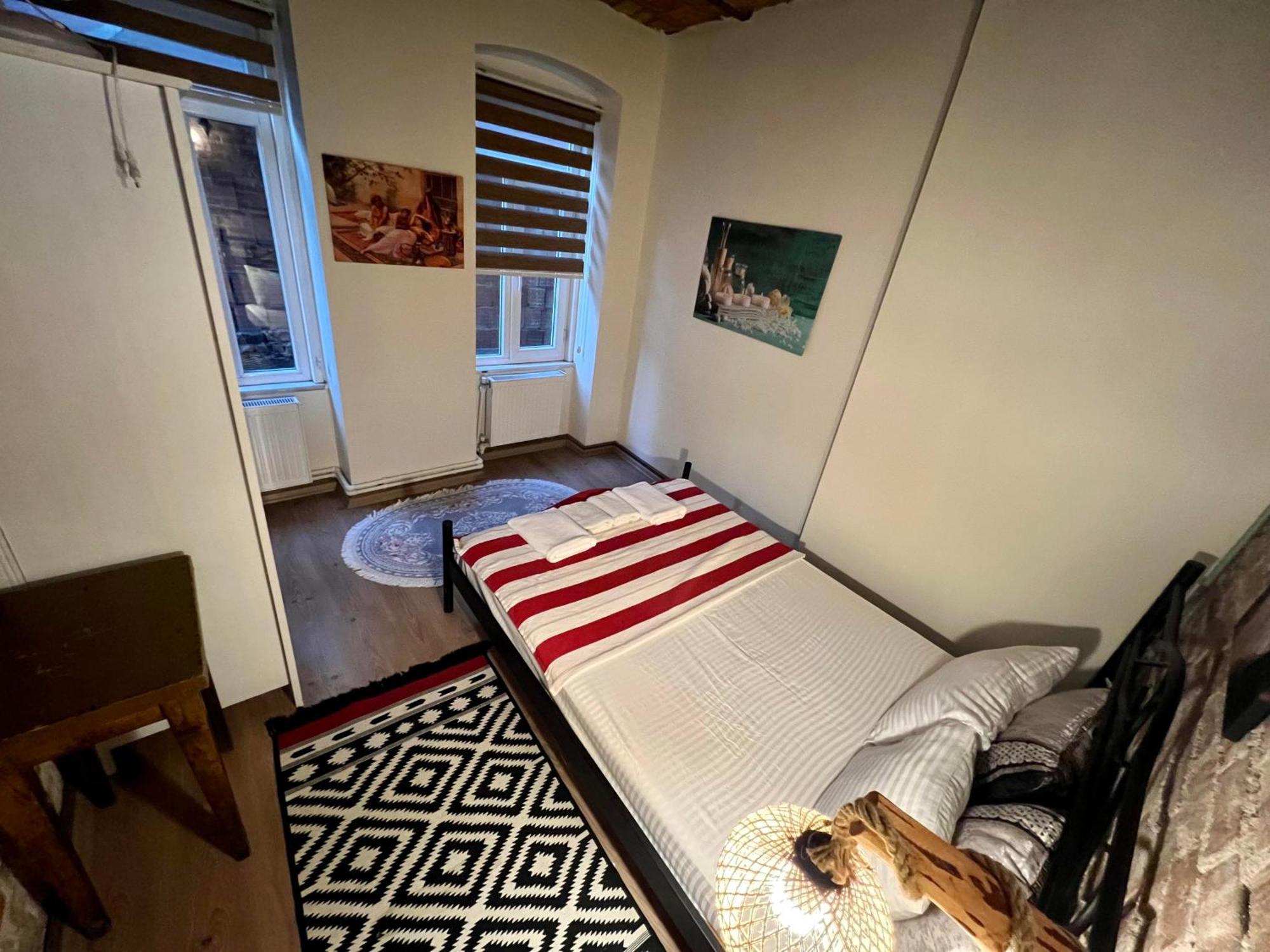 Apartamento Taksim Sofa House By Rodin Estambul Exterior foto